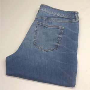 TORRID PERFECT HIGH-RISE BERMUDA JEANS SZ16 ⭐️